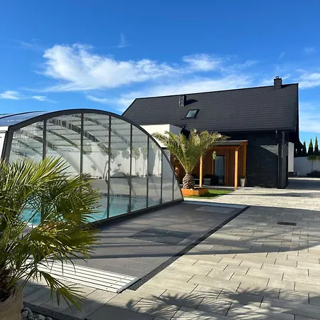 Casa de Férias Black Rocks Na Wynajem Nowy Sącz